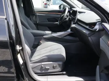 CUPRA Terramar TSI 1.5 e-Hybrid 150 kW MATRIX-LED 360