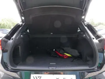 CUPRA Terramar TSI 1.5 e-Hybrid 150 kW MATRIX-LED 360