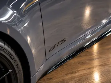 PORSCHE 992 Carrera 4 GTS Aero-Kit HD-Matrix Chrono Lift
