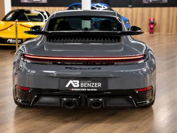 PORSCHE 992 Carrera 4 GTS Aero-Kit HD-Matrix Chrono Lift