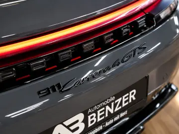 PORSCHE 992 Carrera 4 GTS Aero-Kit HD-Matrix Chrono Lift