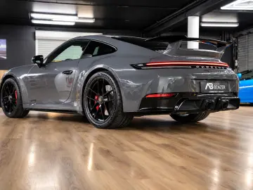 PORSCHE 992 Carrera 4 GTS Aero-Kit HD-Matrix Chrono Lift