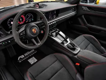 PORSCHE 992 Carrera 4 GTS Aero-Kit HD-Matrix Chrono Lift