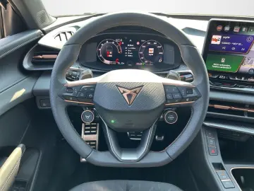 CUPRA Terramar 1.5 TSI eHybrid 150 kW