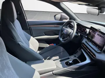 CUPRA Terramar 1.5 TSI eHybrid 150 kW