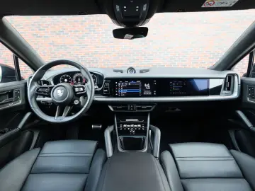 PORSCHE Cayenne Coupe Turbo E-Hybrid Techart