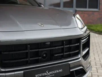 PORSCHE Cayenne Coupe Turbo E-Hybrid Techart