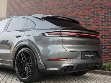 PORSCHE Cayenne Coupe Turbo E-Hybrid Techart
