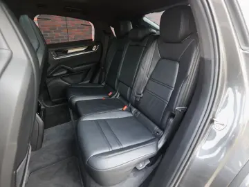 PORSCHE Cayenne Coupe Turbo E-Hybrid Techart