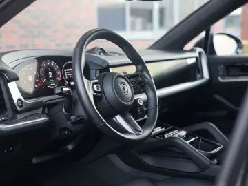 PORSCHE Cayenne Coupe Turbo E-Hybrid Techart