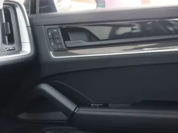 PORSCHE Cayenne Coupe Turbo E-Hybrid Techart