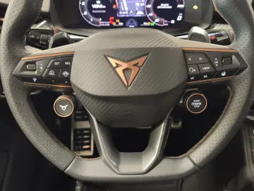 CUPRA Terramar 1.5 e-Hybrid DSG LED HUD NAVI ACC SIDEA