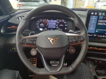 CUPRA Terramar TSI e-HYBRID AHK Kamera Matrix 360 ACC