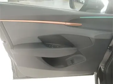 CUPRA Terramar 1.5 eHybrid DSG HUD 360  Matrix DCC ACC