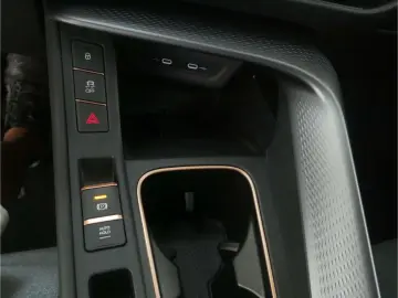 CUPRA Terramar 1.5 eHybrid DSG HUD 360  Matrix DCC ACC