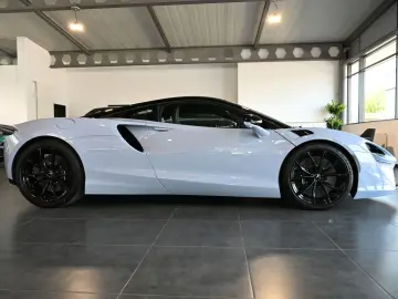 MCLAREN Artura MSO Ceramic Grey Tech Lux Technology Pack