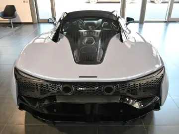 MCLAREN Artura MSO Ceramic Grey Tech Lux Technology Pack