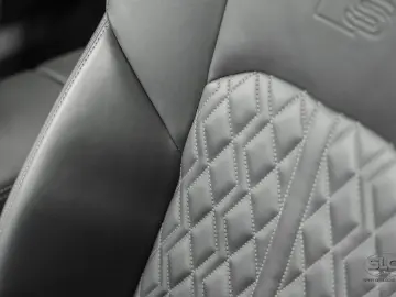 AUDI S-Line 50TDI quattro AirSusp Matrix Pano B&O ACC