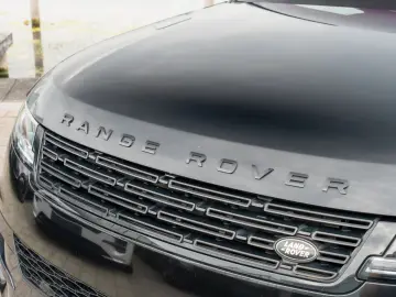 LAND ROVER Range Rover Sport First Edition (Autobiography)