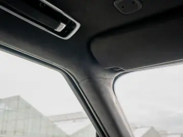 LAND ROVER Range Rover Sport First Edition (Autobiography)