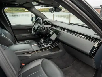 LAND ROVER Range Rover Sport First Edition (Autobiography)