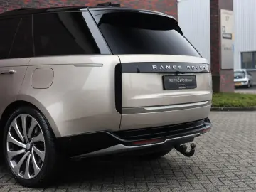 LAND ROVER Range Rover P550e Autobiography  23Inch SV