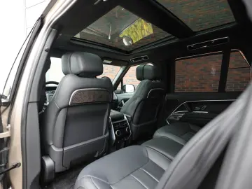 LAND ROVER Range Rover P550e Autobiography  23Inch SV