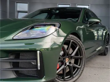 PORSCHE Panamera 4S E-Hybrid TOP Ausstattung UPE174.000€