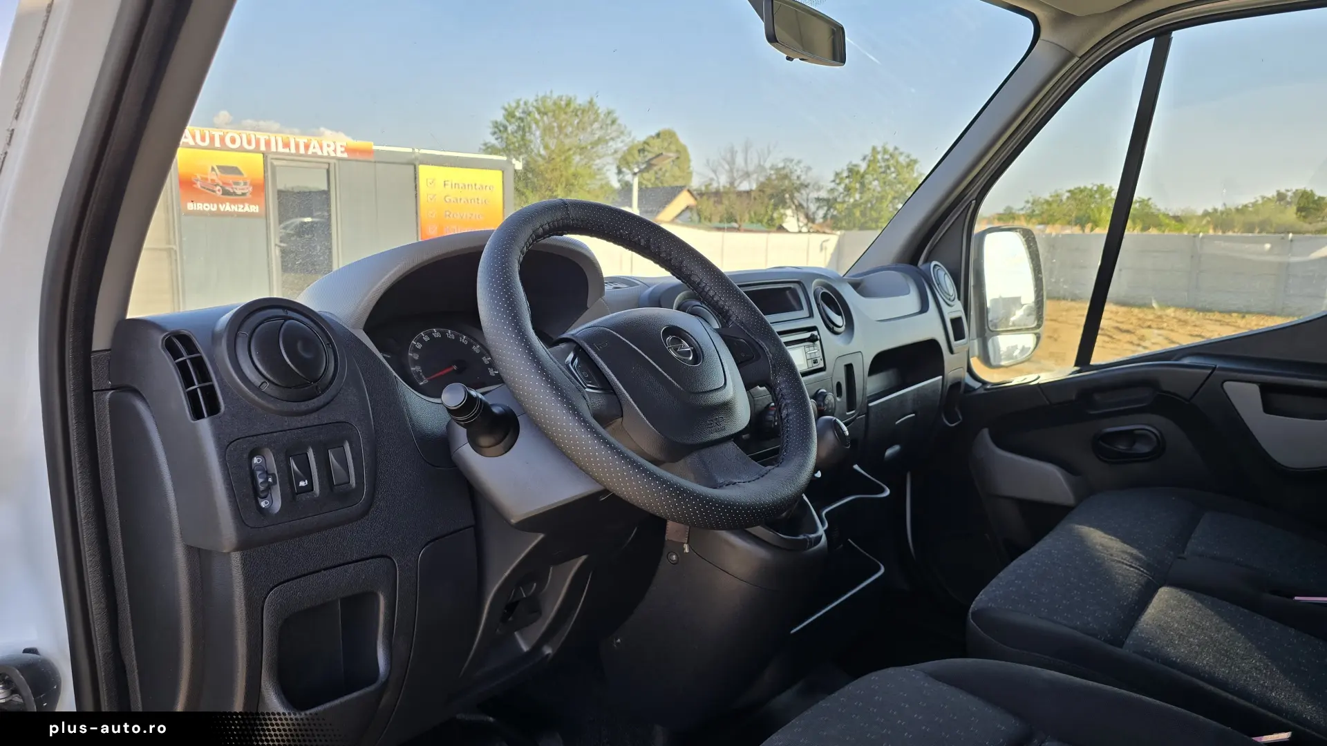 2017 Opel Movano BENA L=4.30m