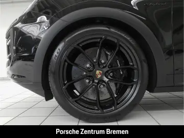 PORSCHE Cayenne Turbo E-Hybrid Coupe GT-Paket Headup…