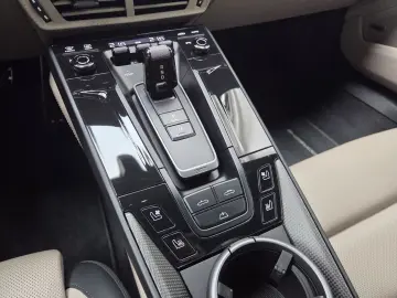 PORSCHE 992 GTS Lift Sitzlüft. HD-Matrix Carbon Approved