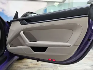 PORSCHE 992 GTS Lift Sitzlüft. HD-Matrix Carbon Approved