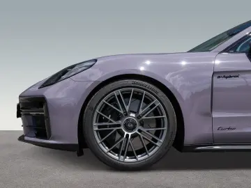 PORSCHE Panamera Turbo E-Hybrid Burmester Nachtsicht