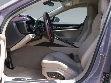 PORSCHE Panamera Turbo E-Hybrid Burmester Nachtsicht