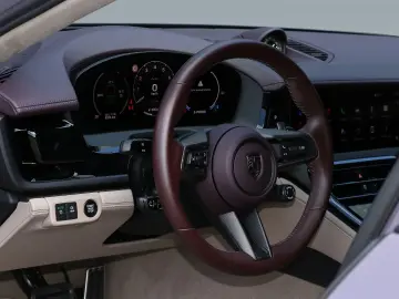 PORSCHE Panamera Turbo E-Hybrid Burmester Nachtsicht