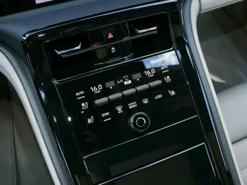 PORSCHE Panamera Turbo E-Hybrid Burmester Nachtsicht