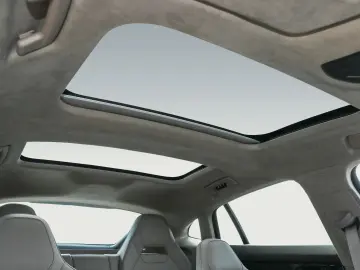 PORSCHE Panamera Turbo E-Hybrid Burmester Nachtsicht
