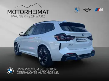 BMW iX3 Impressive HUD Pano H&K