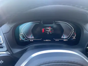 BMW iX3 Impressive HUD Pano H&K