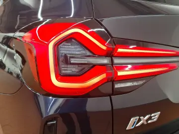 BMW iX3 M Sport AHK Driv.Assist.Prof Harman K Laser