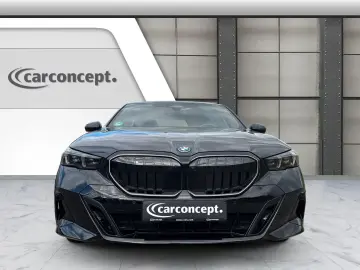 BMW 530e xDrive M Sport Pro • PANO • H&K • 360  • HUD