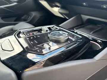 BMW 530e xDrive M Sport Pro • PANO • H&K • 360  • HUD