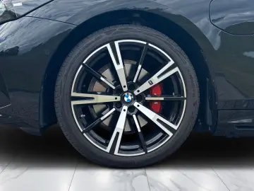 BMW 530e xDrive M Sport Pro • PANO • H&K • 360  • HUD