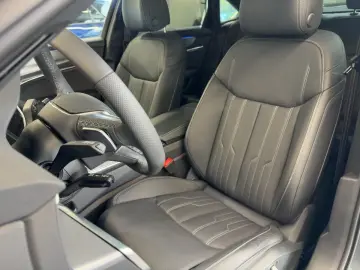 AUDI A6 Limousine S line 45 TFSI quattro Pano Head up
