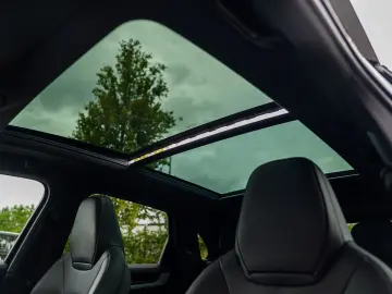 PORSCHE Cayenne E-Hybrid  PASM SOFTCLOSE PANO CHRONO 360