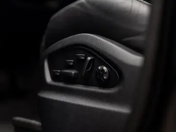 PORSCHE Cayenne E-Hybrid  PASM SOFTCLOSE PANO CHRONO 360