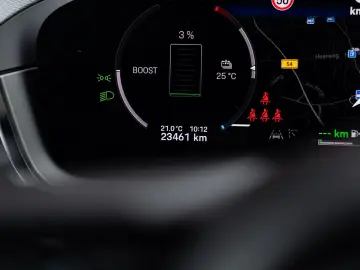 PORSCHE Cayenne E-Hybrid  PASM SOFTCLOSE PANO CHRONO 360