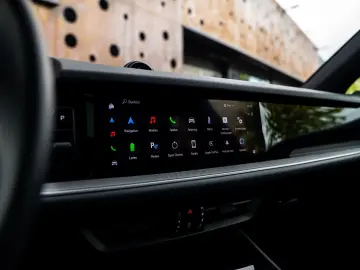 PORSCHE Cayenne E-Hybrid  PASM SOFTCLOSE PANO CHRONO 360
