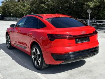 AUDI Q8 Sportback e-tron 55 quattro advanced