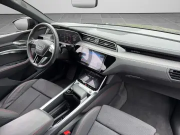 AUDI Q8 Sportback e-tron 55 S-Line quattro  PANO B&O